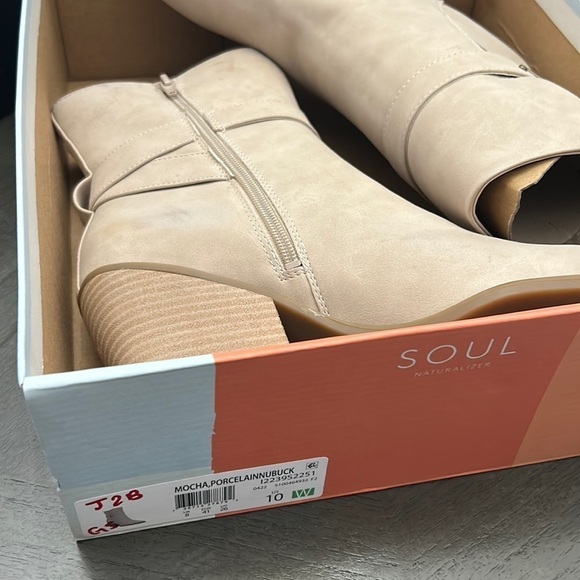SOUL Naturalizer Mocha Boots (WIDE) - Picture 2 of 14